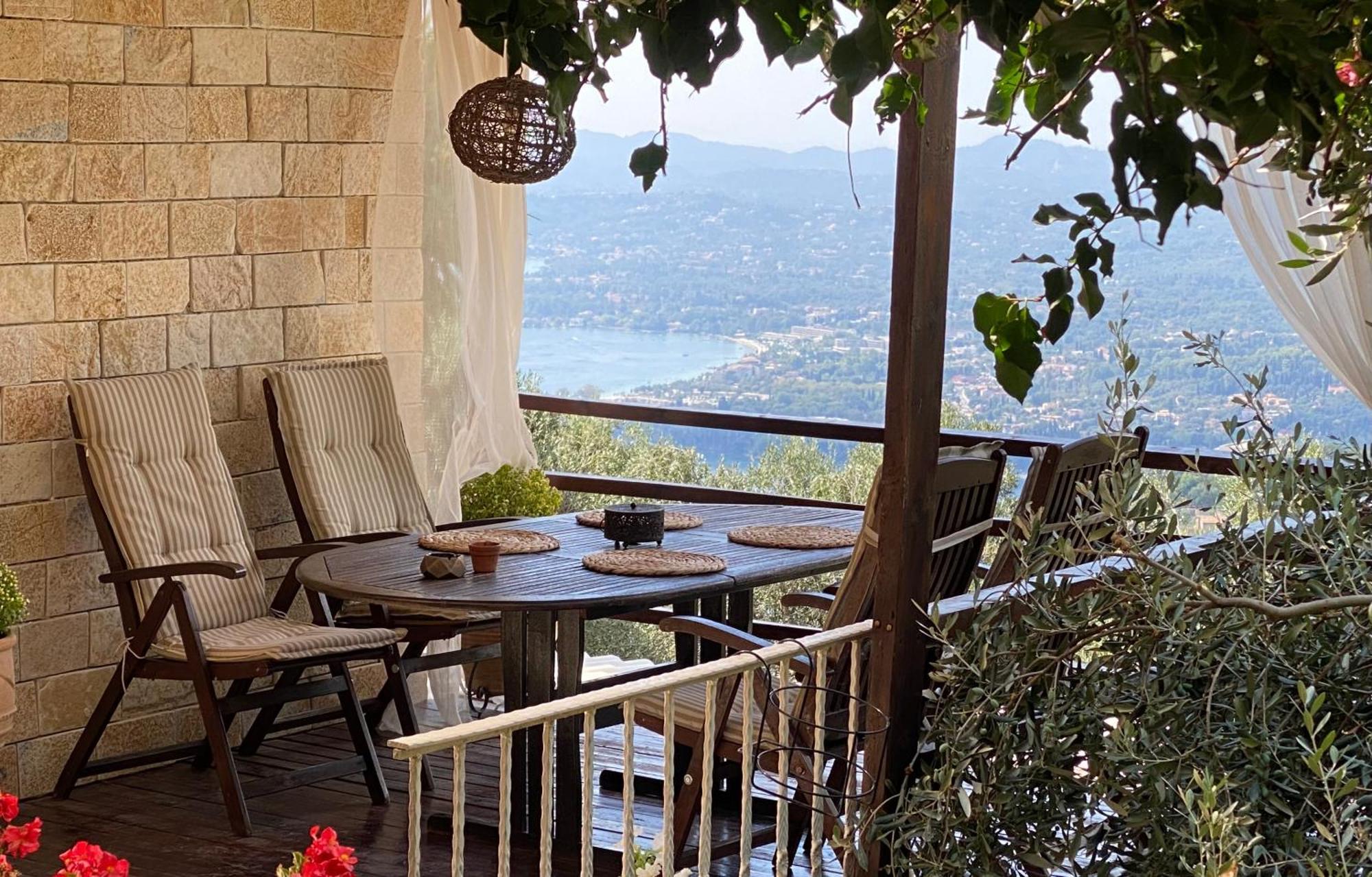 Lorantina Sea View House Holidays In Corfu Country house *